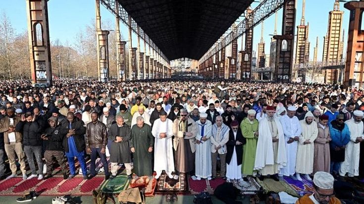 Ramadan a Torino, bimba di 19 mesi si perde. Ritrovata dalla polizia