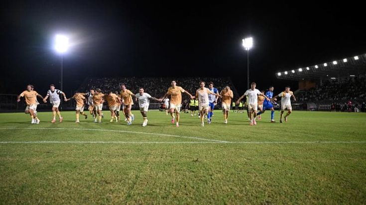 Augello all’ultimo respiro regala i 3 punti al Palermo