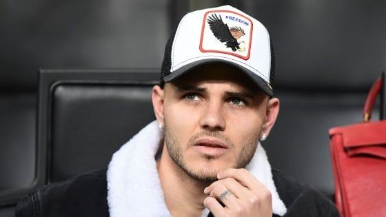 Inter, Zanetti 'chiama' Icardi: "Deve chiarirsi con lo spogliatoio"