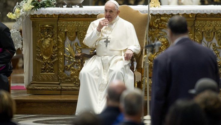 Il Papa in difesa del "giusto salario": i lavoratori non vanno "usati", tutelare i diritti
