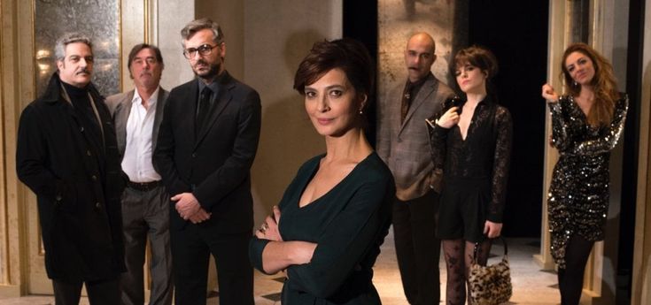 Laura Morante a teatro: "B&B e Agatha Christie, ecco la mia locandiera"