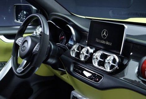 X-Class: il pick-up sale in Mercedes