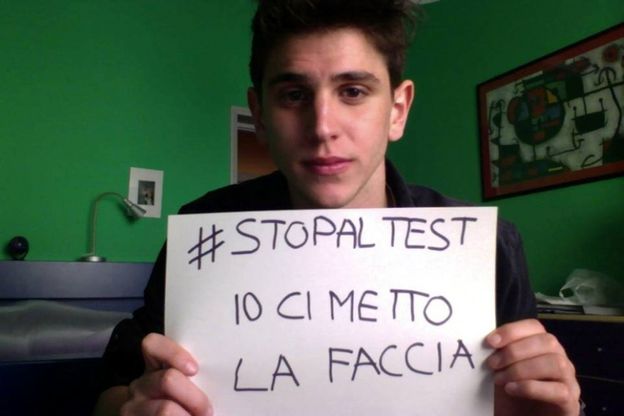 Medicina, numero chiuso e sospetti: pioggia di selfie #stopaltest