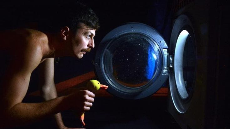 “Materia prima”, un mese di spettacoli di giovani talenti al Teatro Cantiere Florida