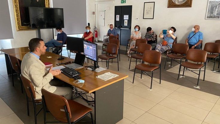 Università di Torino, studente Dsa consegue la sua quinta laurea: "Vincere la dislessia si può"