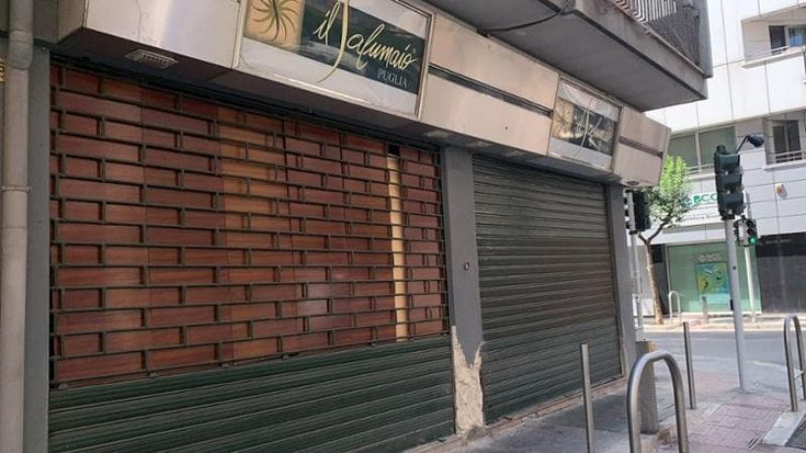 Il Salumaio di Bari chiude dopo 60 anni e si rifà il look: “Ci adeguiamo alla città che cambia”