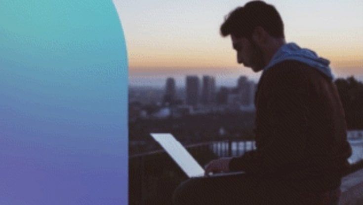 Il sogno di una giornata di smart working tra le guglie del Duomo di Milano