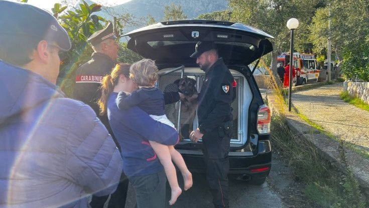 Il bimbo scomparso e ritrovato: "Abbiamo pensato a un rapimento, ma forse voleva solo andare all'asilo nido"