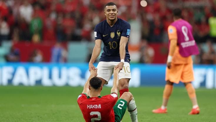 Mbappé e Hakimi, avversari inseparabili tra vacanze e concerti