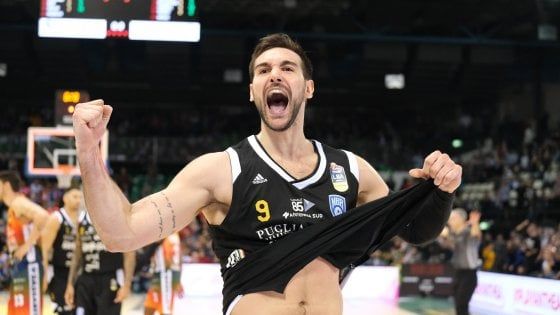 Basket, Coppa Italia: Brindisi piega Sassari, finale inedita con Cremona