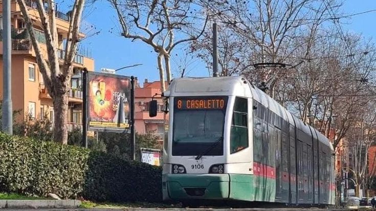 Casaletto, riparte il tram 8 la rete si prepara ai nuovi mezzi