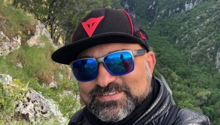 Muore in moto a 47 anni, gli amici raccolgono fondi in memoria di Francesco Scattarelli: "Biker, amico, padre e marito esemplare"