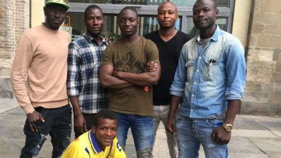 Migranti-vigili, Lega: "Verificare i requisiti". E loro: "Felici di aiutare Parma"