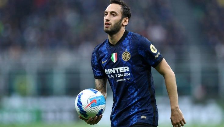 Inter, Çalhanoglu, per l'ex Milan lo scudetto è anche una questione personale