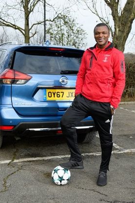 Nissan scende in campo con Desailly e Basler