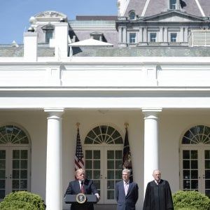 Casa Bianca "opaca", con Trump torna segreto il registro dei visitatori