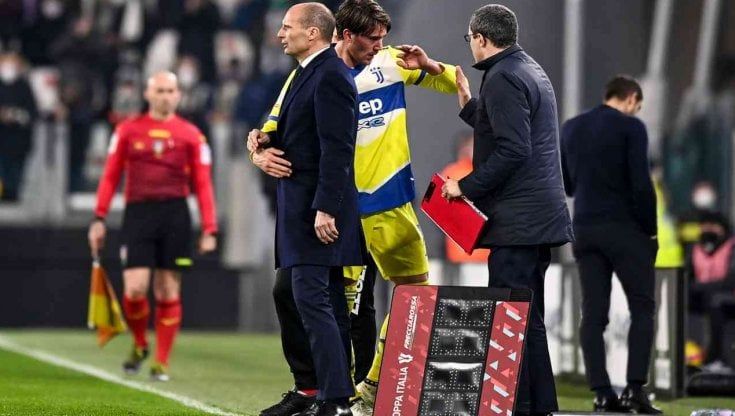Calcio, le cinque sostituzioni "definitivamente convalidate" dall'Ifab