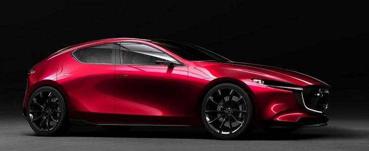 Mazda controcorrente: motori a benzina meglio di quelli elettrici