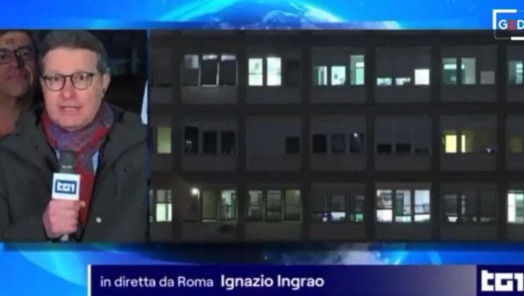 Gabriele Paolini irrompe al Tg1: "Il festival di Sanremo è truccato"