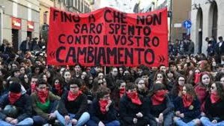 “Sospensioni a scuola e reazioni spropositate delle forze dell’ordine”. L’atto d’accusa della garante per l’infanzia contro le risposte dello Stato alle richieste dei ragazzi