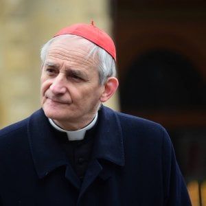 Bologna, l'invito di Zuppi per la Pasqua: "Adornate le finestre con bandiere e disegni dei bambini"