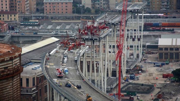 L'Italia sospesa. Il Ponte Morandi di Genova e le ombre della demolizione