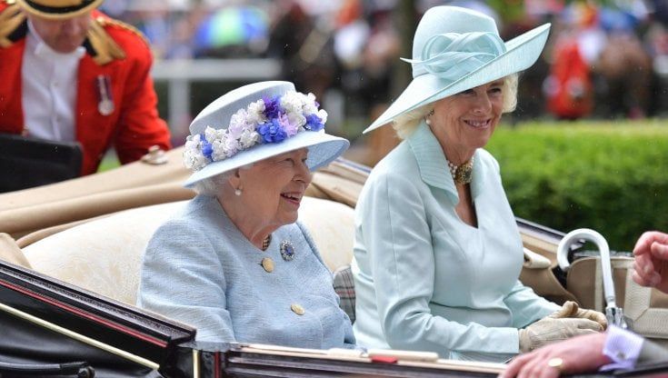 Regno Unito, l'ascesa di Camilla: da guastafeste ad aspirante "regina" 