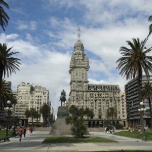 La svolta spettacolare dell'Uruguay: il 95% del suo fabbisogno di elettricità dalle rinnovabili