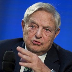 Soros contro Facebook, Google e Alibaba: "Nemici della democrazia"  