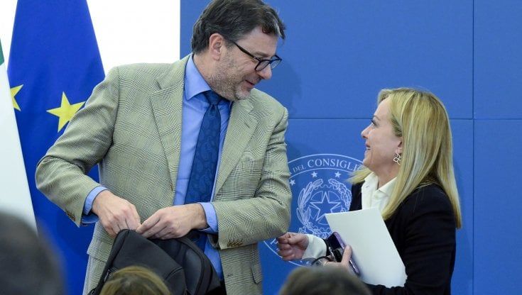 Decreto Aiuti quater, il tetto del contante sale a 5mila euro. Bollette a rate per le imprese
