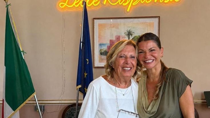Lecce, cittadinanza onoraria ad Alessandra Amoroso: “Esempio positivo per i più giovani”