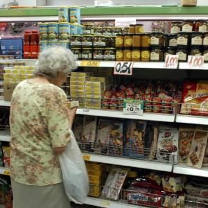 Inflazione dell'Eurozona sempre pi&ugrave; gi&ugrave;: prezzi in calo dello 0,6% a gennaio