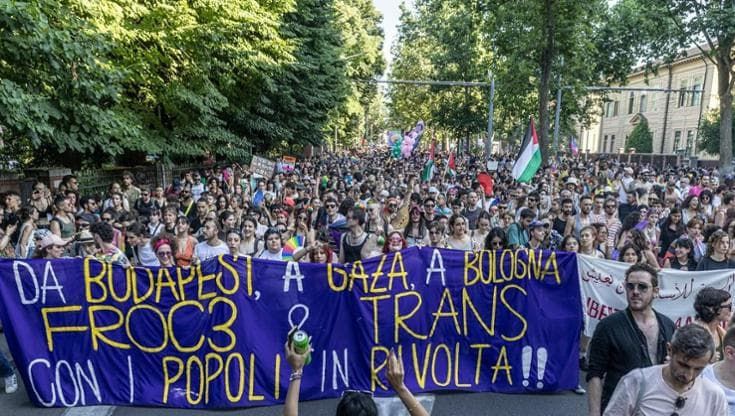 Pride, sabato a Bologna torna l’onda arcobaleno. “Con la Flotilla, no alla guerra”