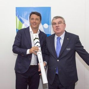Rio, Bach in visita a Casa Italia: "Candidatura Roma è molto forte"