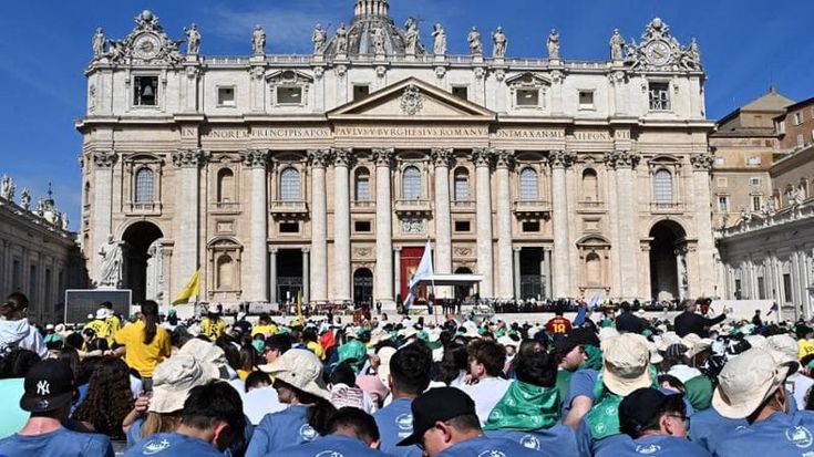 Giubileo degli adolescenti, presenze record e disagi: “Noi lasciati nel fango”