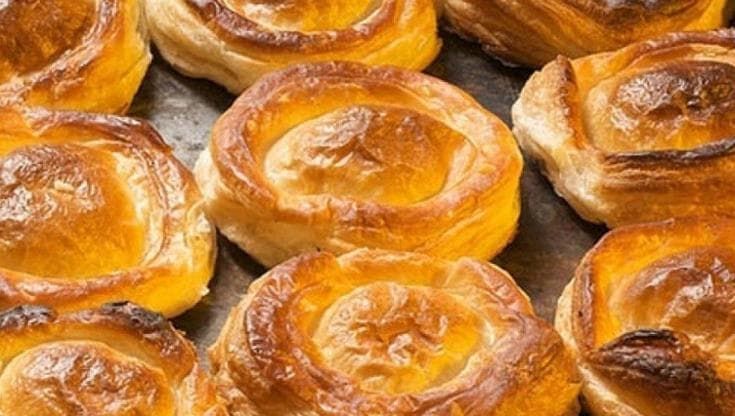 Caro rustico, allarme a Lecce: il prezzo schizza da 1,50 fino a 2,70 euro. “Spesso anche surgelato”