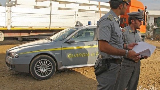 Caltanissetta: nove lavoratori in nero, assunti dopo i controlli della Finanza 