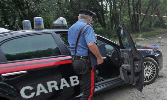 Ruba bici e prende a pugni commerciante, arrestato a Bari
