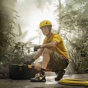 Utility regala 500 calzature ai lavoratori Confartigianato