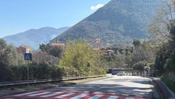 Castellammare, cantiere navale abusivo vicino alle ville di Stabia: sequestro, danni all’ambiente