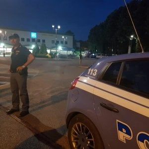 Abbandona neonato trovato morto, arrestata la madre