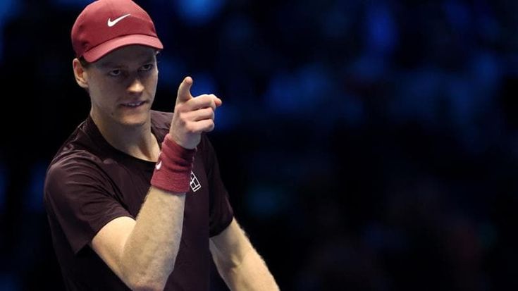 Atp Finals, Sinner grandissimo, batte Alcaraz in finale in due set 7-6, 7-5