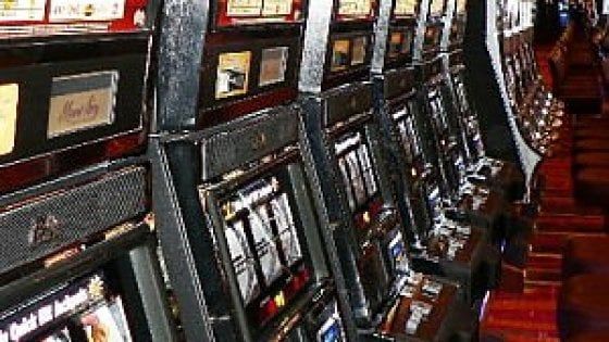 Commissione Antimafia: "Cosche azioniste di club calcistici nei campionati minori"