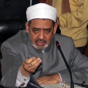 Al Tayyeb: "L'Islam è stato preso in ostaggio dall'Is"