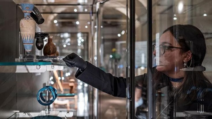 Il Museo Egizio di Torino riaccende le luci della sala di Kha e Merit con una teca da record