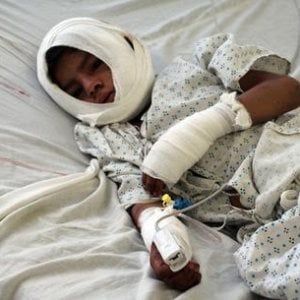 Afghanistan, nove bambini uccisi o mutilati ogni giorno: gli "effetti collaterali" di una guerra che dura da 18 anni 