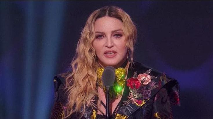 Madonna, niente biopic: la sua storia diventa una serie Netflix