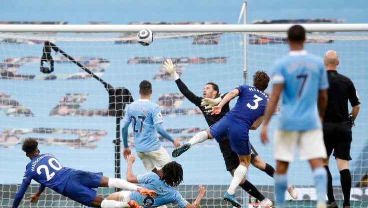 Premier, il Chelsea rimanda la festa del City: 2-1 nell'antipasto della finale di Champions