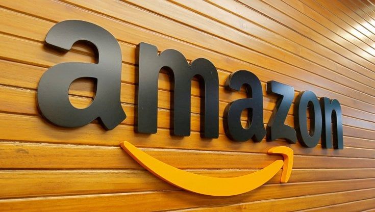 Amazon, doppia mossa per lusingare il mercato: split azionario e riacquisto di azioni da 10 miliardi