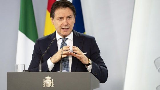 Coronavirus, Conte: lo stato d'emergenza sarà prorogato al 31 dicembre. Poi frena   